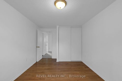 Photo 21 at 16 QUAIL Crescent, Ardagh, Barrie