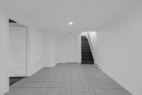 Photo 23 at 16 QUAIL Crescent, Ardagh, Barrie