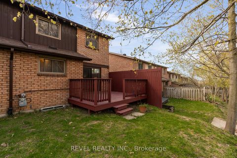 Photo 25 at 16 QUAIL Crescent, Ardagh, Barrie