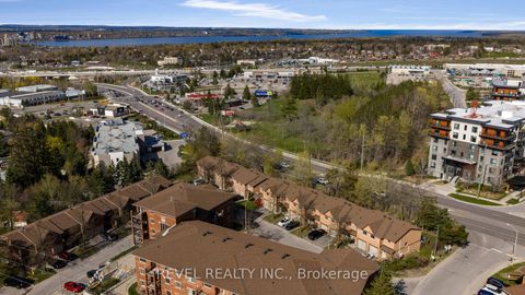 Photo 30 at 16 QUAIL Crescent, Ardagh, Barrie