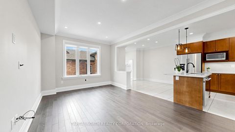 Photo 4 at 170 Moody Drive, Kleinburg, Vaughan
