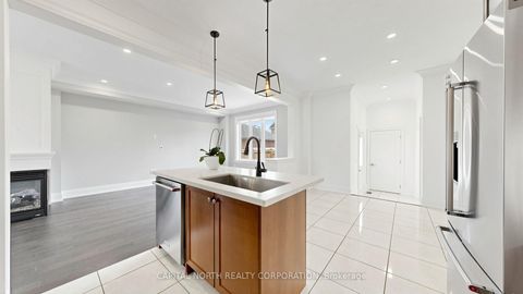 Photo 11 at 170 Moody Drive, Kleinburg, Vaughan