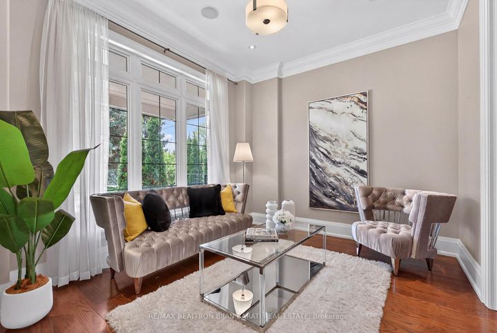 Photo 11 at 20 Windham Drive, Bayview Village, Toronto
