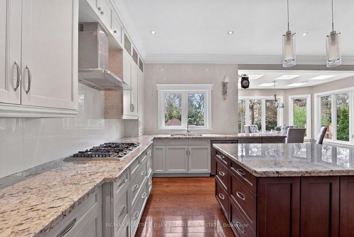 Photo 14 at 20 Windham Drive, Bayview Village, Toronto