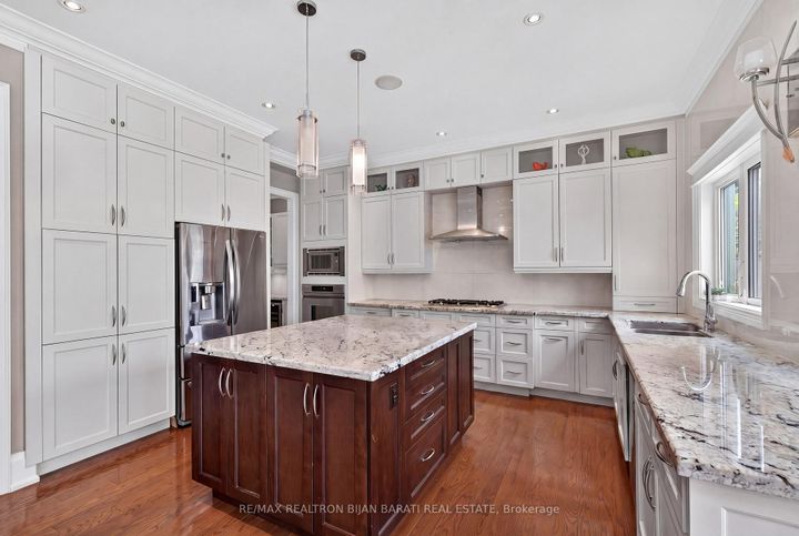 Photo 16 at 20 Windham Drive, Bayview Village, Toronto