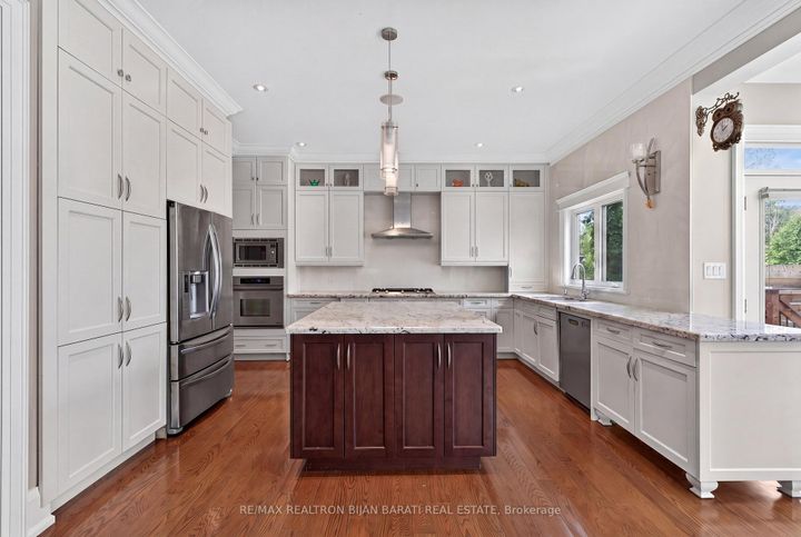 Photo 18 at 20 Windham Drive, Bayview Village, Toronto