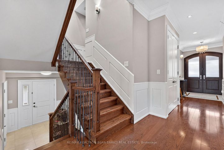 Photo 23 at 20 Windham Drive, Bayview Village, Toronto