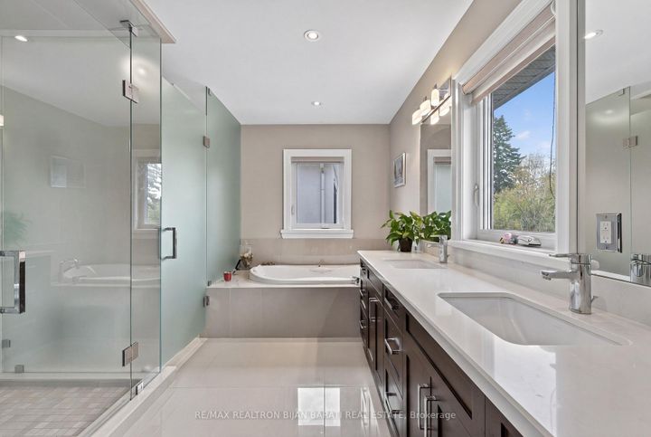 Photo 26 at 20 Windham Drive, Bayview Village, Toronto