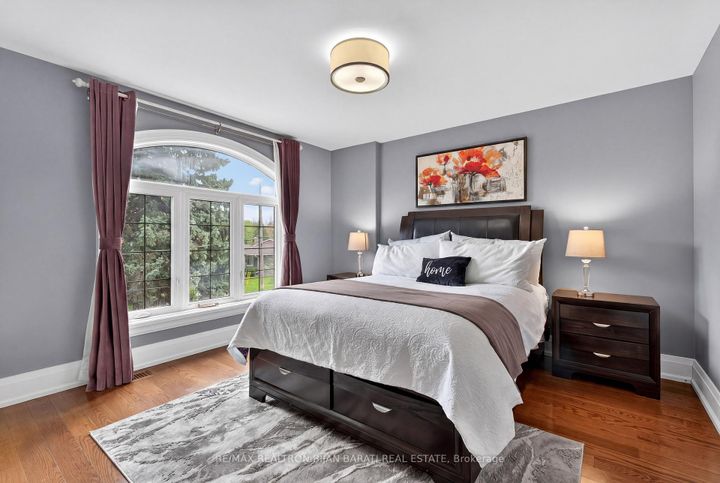 Photo 31 at 20 Windham Drive, Bayview Village, Toronto