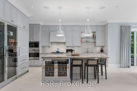 Photo 5 at 221 Dunvegan Road, Forest Hill South, Toronto