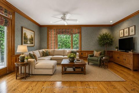 Photo 18 at 36 Hawthorn Avenue, Moore Park, Toronto