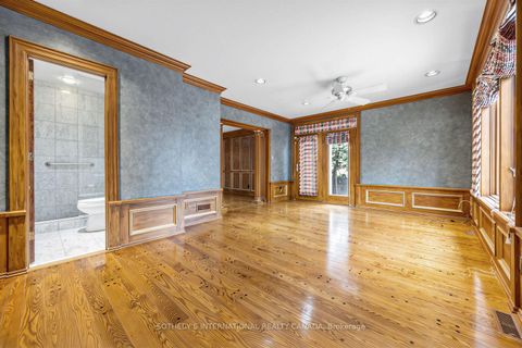 Photo 20 at 36 Hawthorn Avenue, Moore Park, Toronto