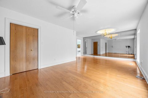 Photo 26 at 36 Hawthorn Avenue, Moore Park, Toronto
