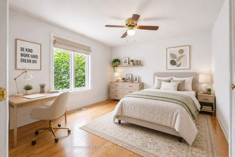 Photo 29 at 36 Hawthorn Avenue, Moore Park, Toronto