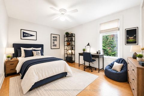 Photo 31 at 36 Hawthorn Avenue, Moore Park, Toronto
