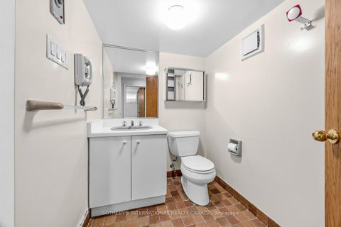 Photo 42 at 36 Hawthorn Avenue, Moore Park, Toronto