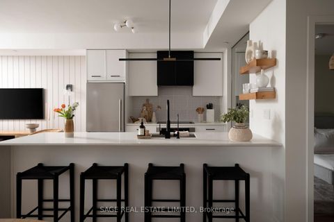 Photo 11 at 212 - 899 Queen Street E, South Riverdale, Toronto