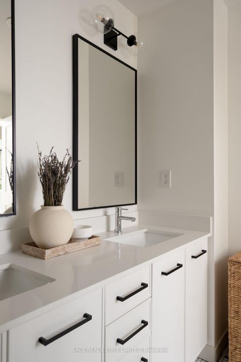 Photo 32 at 212 - 899 Queen Street E, South Riverdale, Toronto