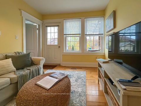 Photo 7 at 11 Freeman Street, Cliffside, Toronto