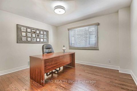 Photo 10 at 17 Twin Circle Court, Branson, Toronto