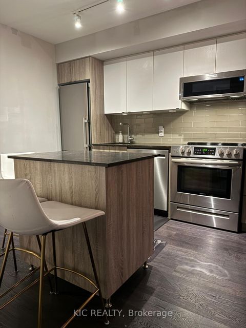 Photo 3 at 221 - 1401 O'Connor Drive, Parkview, Toronto