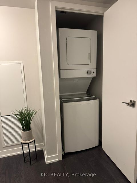 Photo 13 at 221 - 1401 O'Connor Drive, Parkview, Toronto