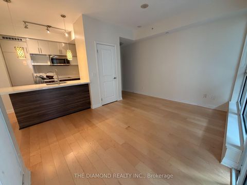 Photo 14 at 1506 - 8 Mercer Street, Waterfront Communities C1, Toronto