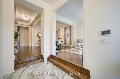 Photo 1 at 163 Hillsview Drive, Observatory, Richmond Hill