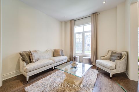 Photo 4 at 163 Hillsview Drive, Observatory, Richmond Hill