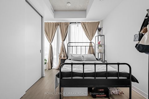 Photo 16 at 521 - 195 McCaul Street, Chinatown, Toronto