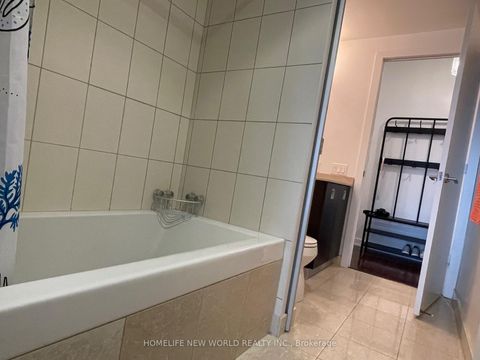 Photo 22 at 2109 - 33 Charles Street E, Yonge Corridor, Toronto