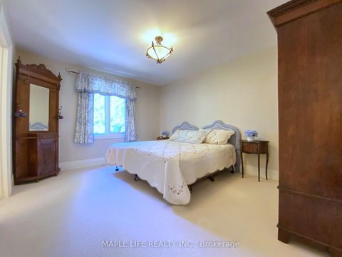 Photo 24 at 8 Crete Court, York Mills, Toronto