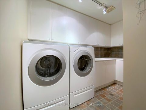 Photo 29 at 8 Crete Court, York Mills, Toronto