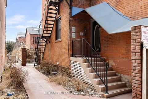 Photo 2 at C - 253 Wellesley Street E, South St. James Town, Toronto