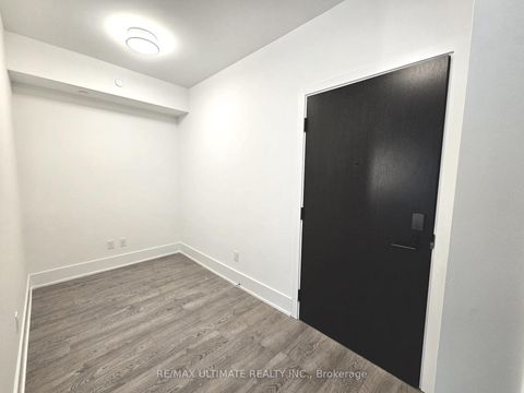 Photo 4 at 1303 - 470 Front Street W, Waterfront Communities C1, Toronto