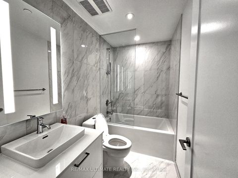 Photo 11 at 1303 - 470 Front Street W, Waterfront Communities C1, Toronto