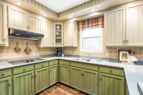 Photo 7 at 718 Henderson Drive, Rural Innisfil, Innisfil