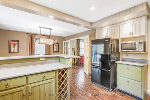 Photo 9 at 718 Henderson Drive, Rural Innisfil, Innisfil