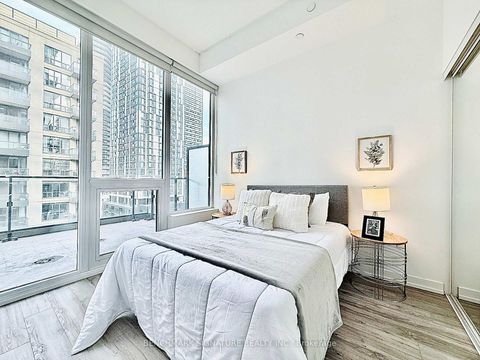 Photo 5 at 911 - 77 Shuter Street, Yonge Corridor, Toronto