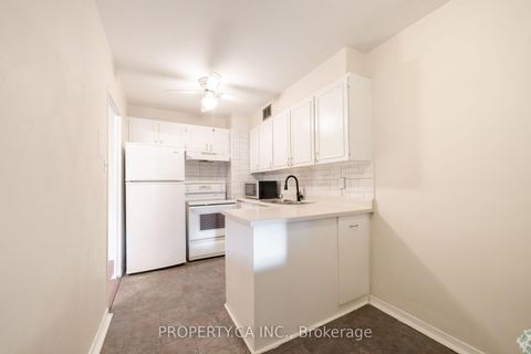 Photo 12 at 307 - 455 Sentinel Road, York University Heights, Toronto