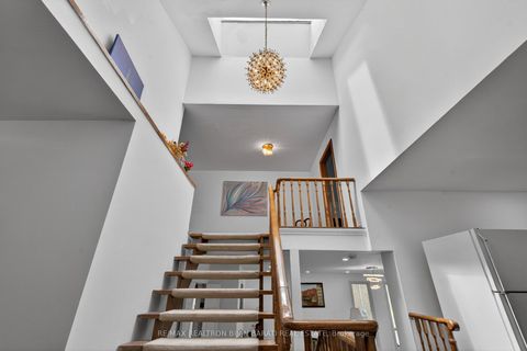 Photo 1 at 309 Hillcrest Avenue, Willowdale East, Toronto