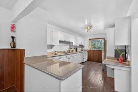 Photo 11 at 309 Hillcrest Avenue, Willowdale East, Toronto