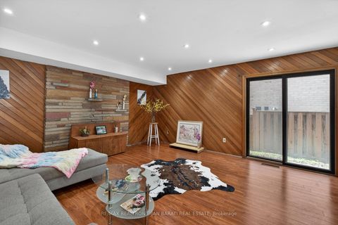 Photo 25 at 309 Hillcrest Avenue, Willowdale East, Toronto