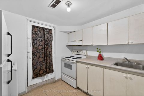Photo 43 at 309 Hillcrest Avenue, Willowdale East, Toronto