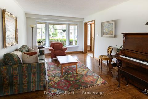 Photo 5 at 85 Shellamwood Trail, Agincourt North, Toronto