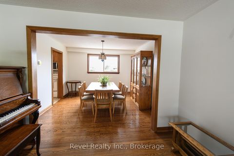 Photo 6 at 85 Shellamwood Trail, Agincourt North, Toronto