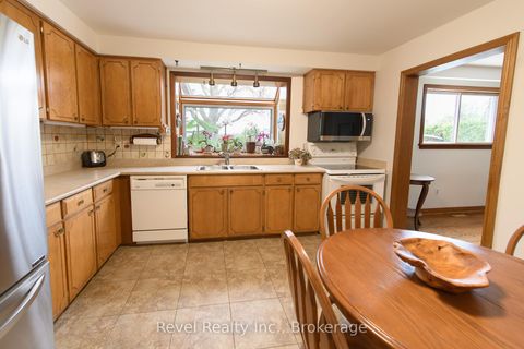 Photo 9 at 85 Shellamwood Trail, Agincourt North, Toronto