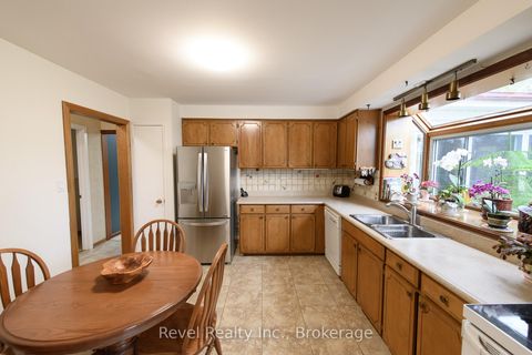 Photo 10 at 85 Shellamwood Trail, Agincourt North, Toronto
