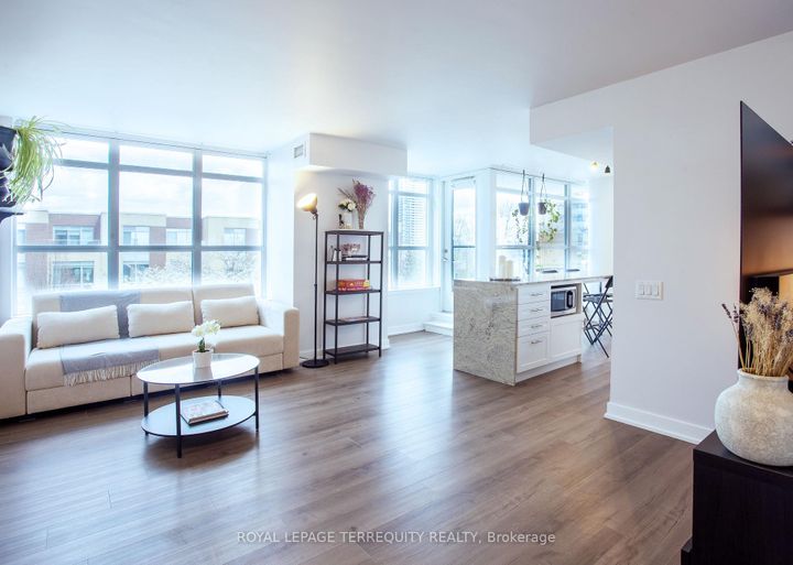 Photo 2 at 221 - 19 Singer Court, Bayview Village, Toronto