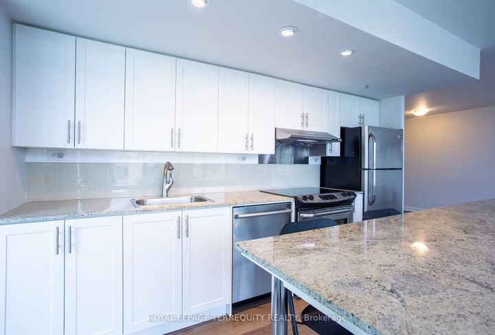 Photo 9 at 221 - 19 Singer Court, Bayview Village, Toronto